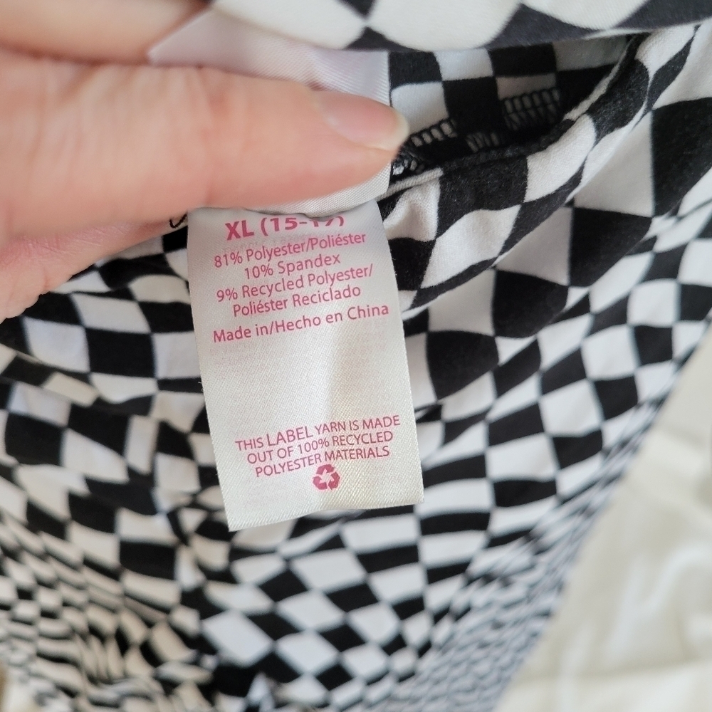 No Boundaries 2pc black & white checker psychedelic pattern butter soft flare XL - Picture 7 of 10